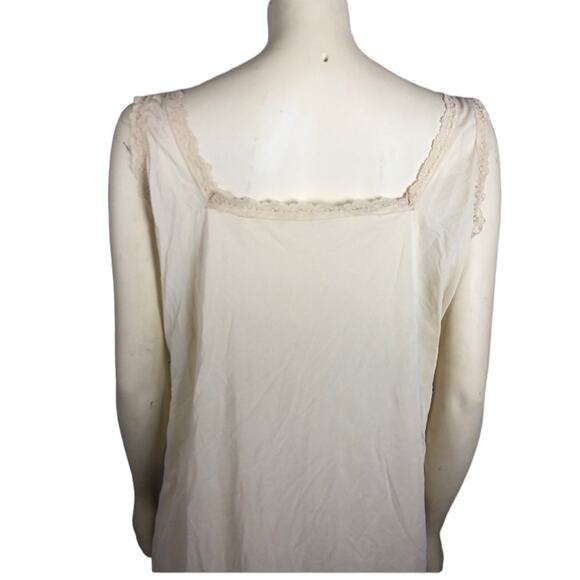 American Vintage 1960's handmade cream lace slip size medium - Picture 13 of 16